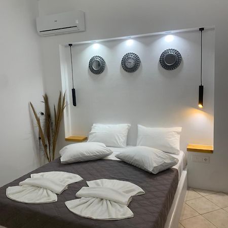 Little Yard Studios & Apartments #7 Naxos City Bagian luar foto